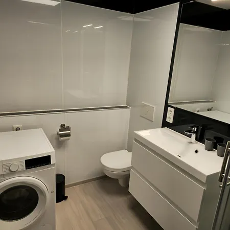 Marstall 3*