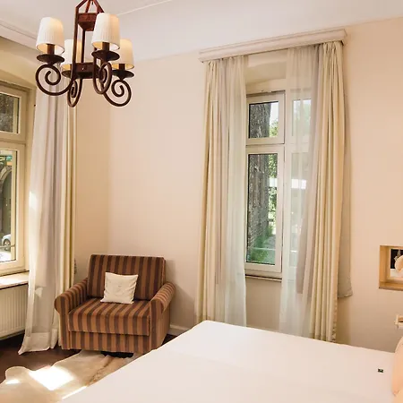 Marstall Hotell 3*